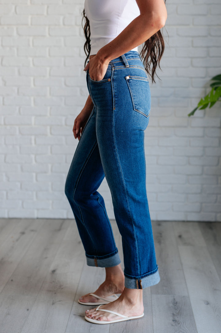 Judy Blue: Walk the Line High Rise Center Seam Detail Straight Jeans