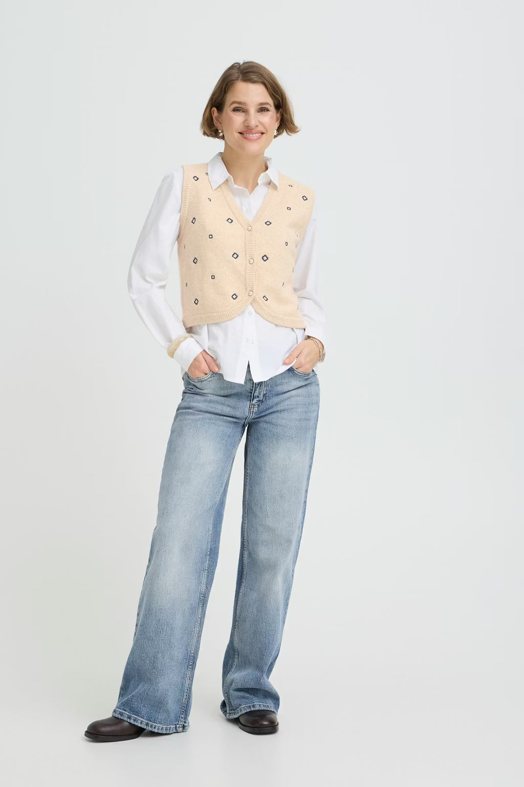 Bynadika Vest