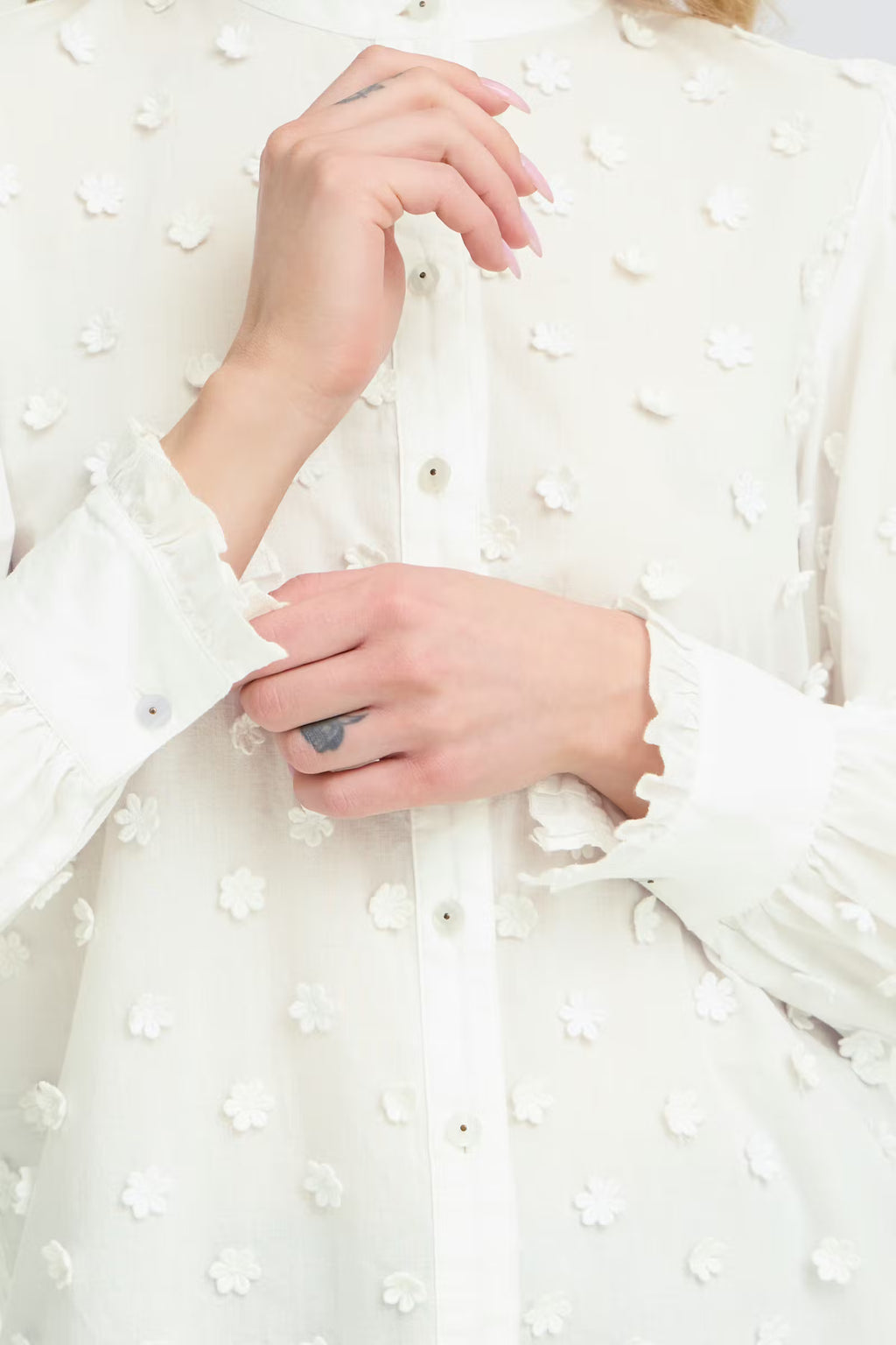 BYISABEAU Shirt