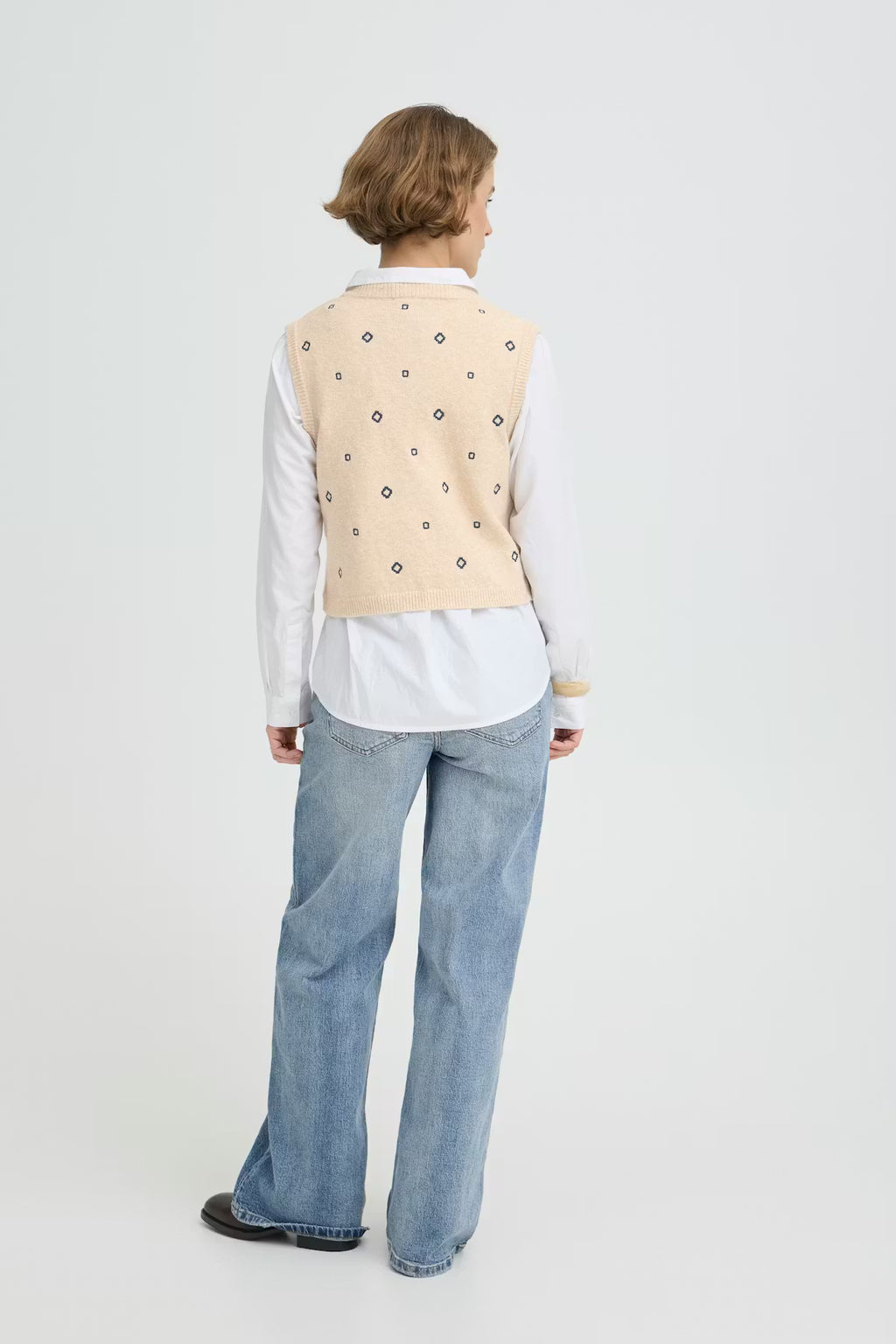 Bynadika Vest