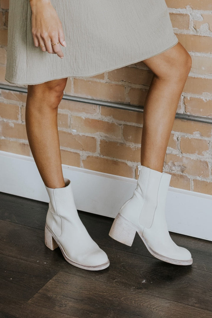 Free People: Essential Chelsea Boots