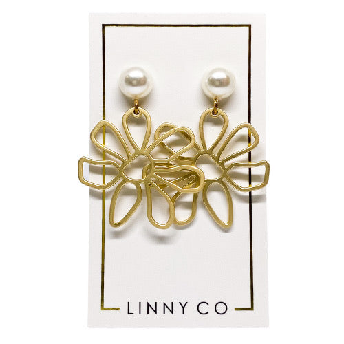 Daisy Pearl Earrings