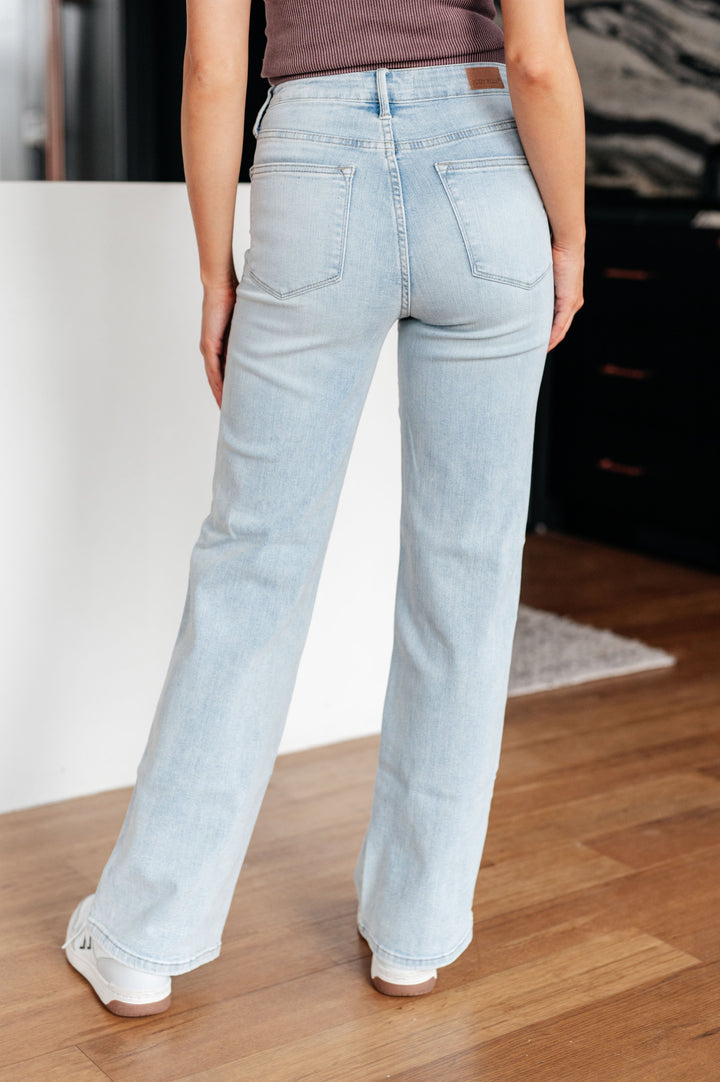 Judy Blue: Millie High Rise Control Top Vintage Wash Straight Jeans