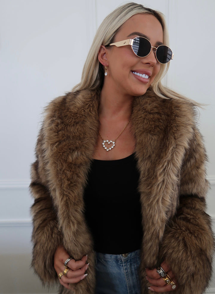 Chansuttpearls | LARGE HEART NECKLACE ￼