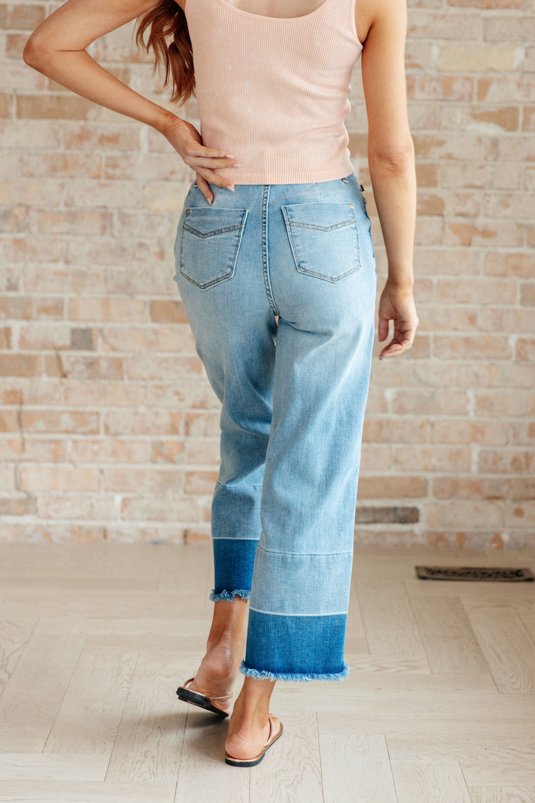 Judy Blue: Olivia High Rise Wide Leg Crop Jeans in Medium Wash