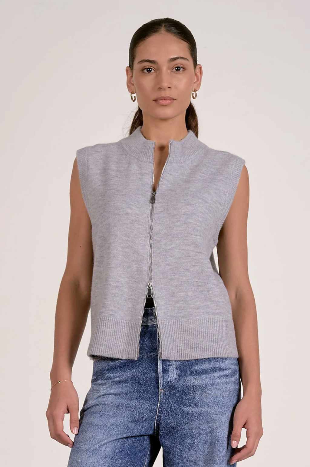 Britt Sleeveless Sweater Top