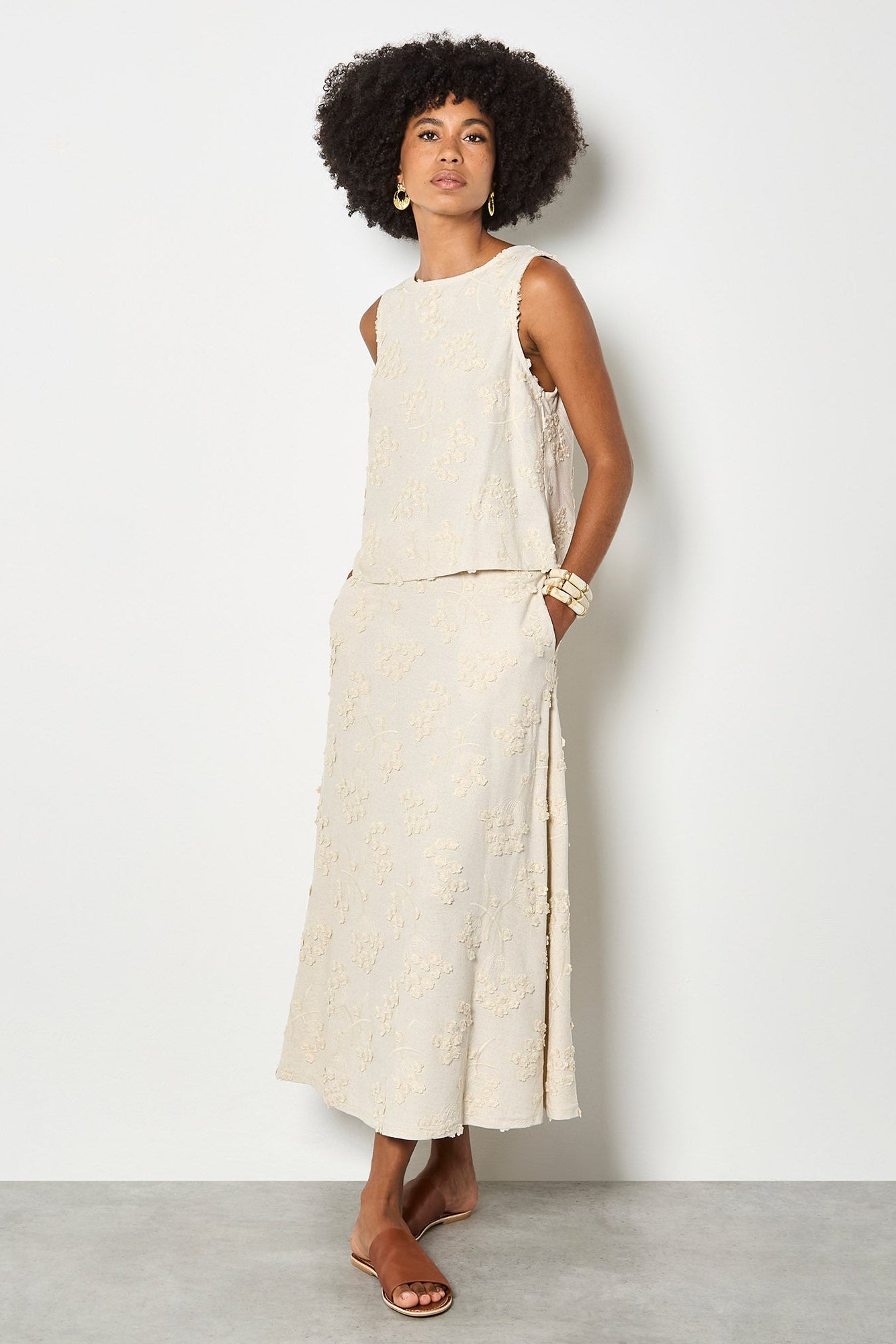 Dandellion Embroidered Skirt